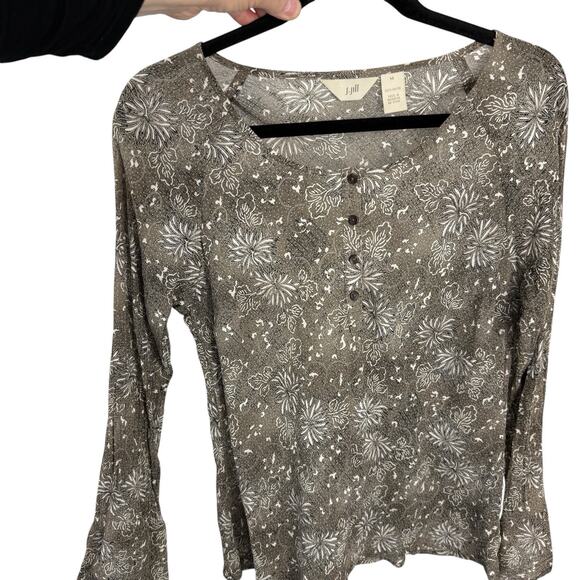 J Jill Medium Long Sleeve Top Gray Floral 1/4 Button Pullover Fairycore Y2K Vtg - Picture 9 of 9